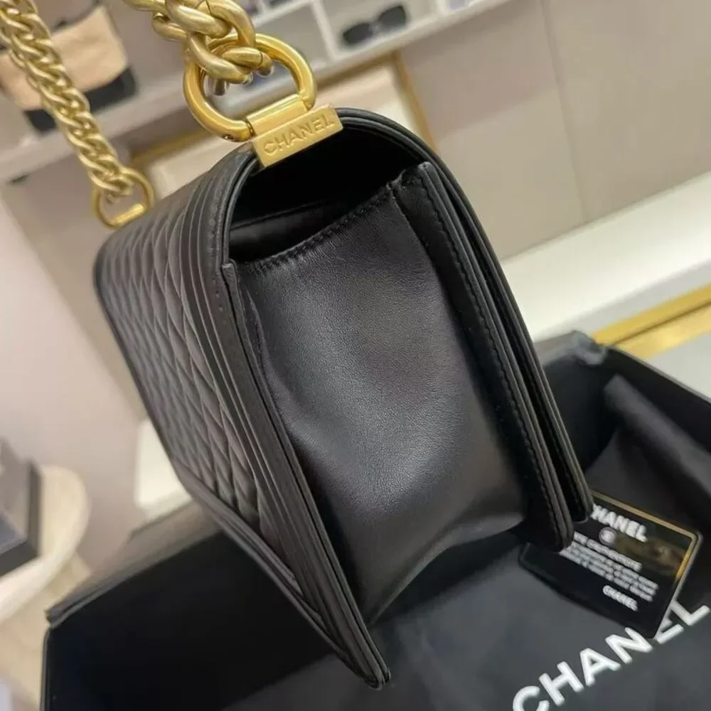 Chanel Women Pre-Loved Bag Very Good Condition